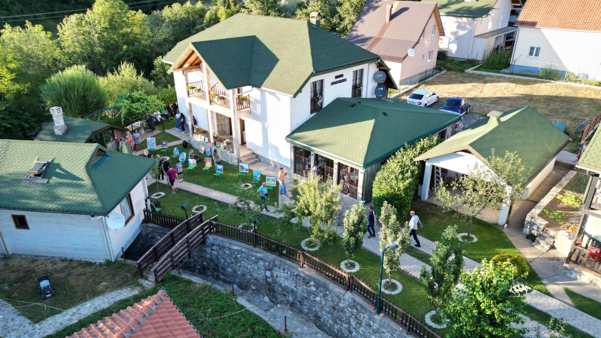 Rooms And Apartmants Mirovic Kolasin Exterior photo