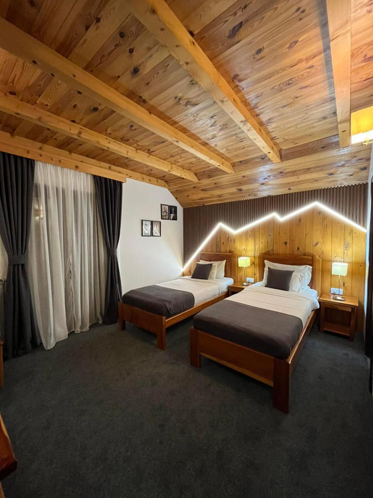 Rooms And Apartmants Mirovic Kolasin Exterior photo