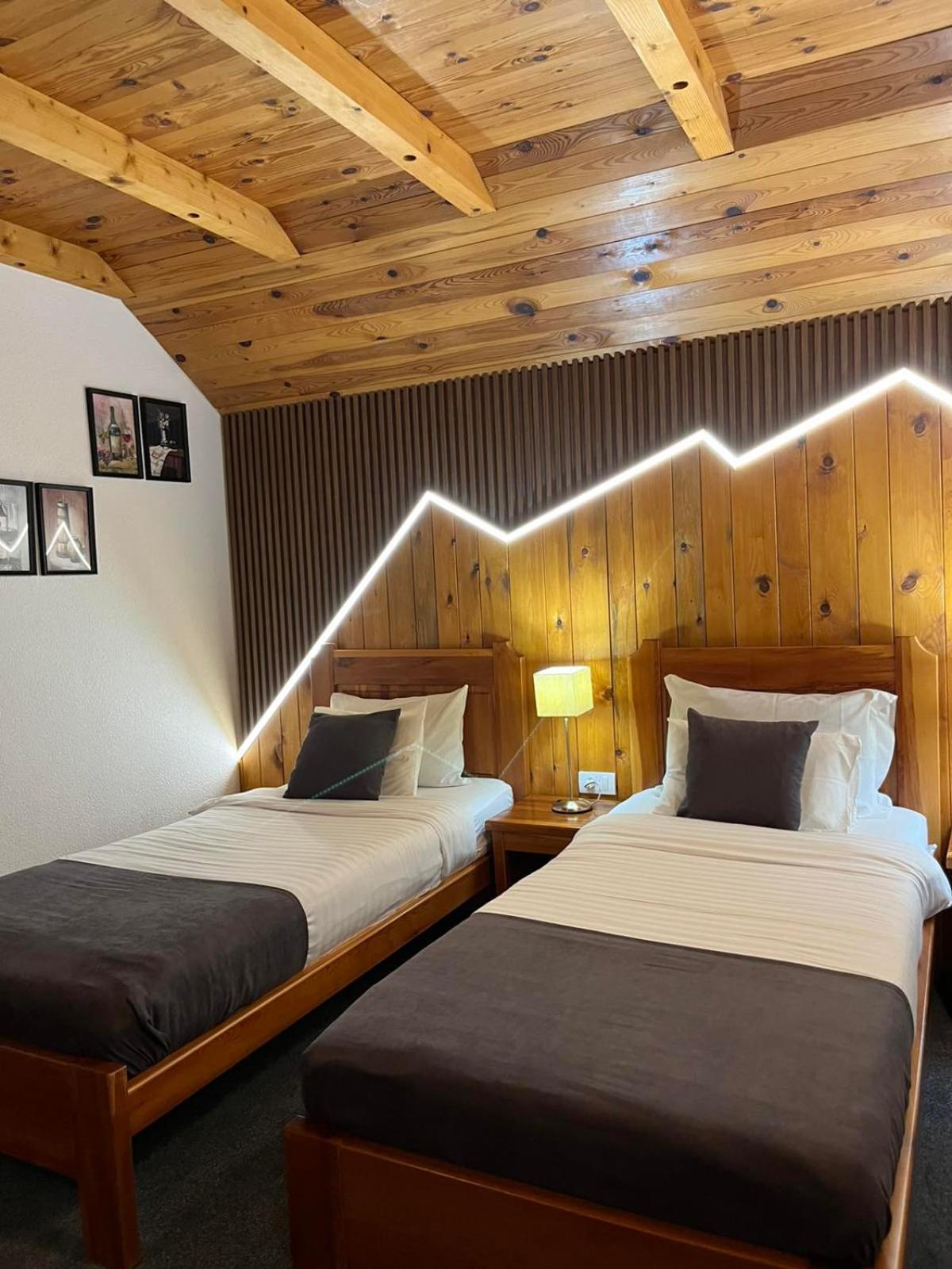 Rooms And Apartmants Mirovic Kolasin Exterior photo